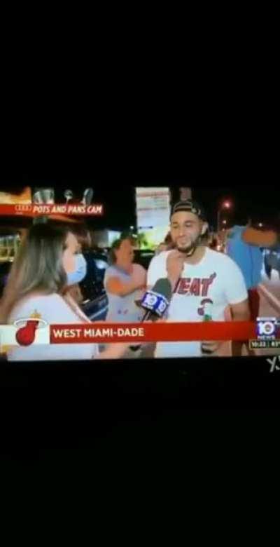 Pls put on your mask