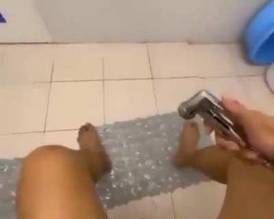 Squirtle used water gun