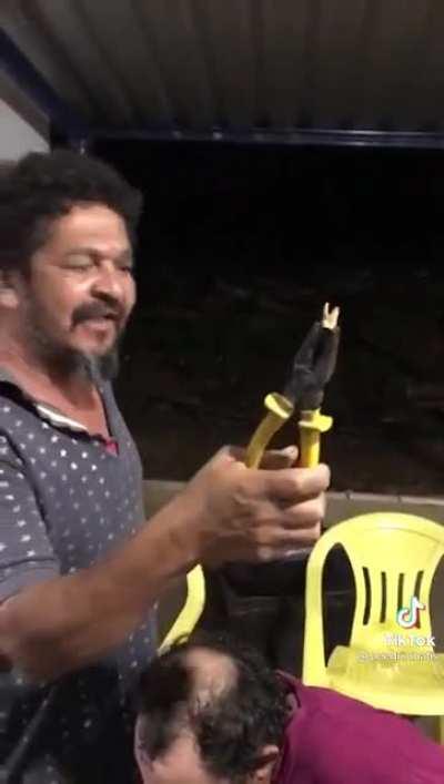 Magia do bar, tem até dentista