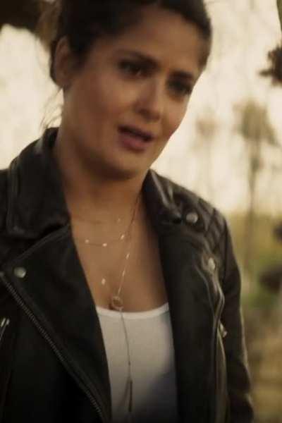 Salma Hayek's big milf tits in Hitman's Wife's Bodyguard