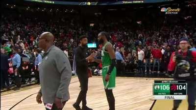 [Highlight] Pascal Siakim spins and loses the ball to Al Horford and the game is over vs the Toronto Raptors vs an injured Celtics squad as Al is out of there