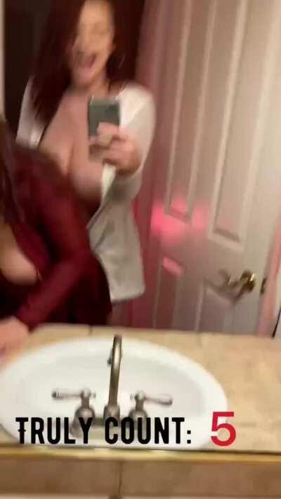 When girls drink together 😳👅 ( their Free album In comments )