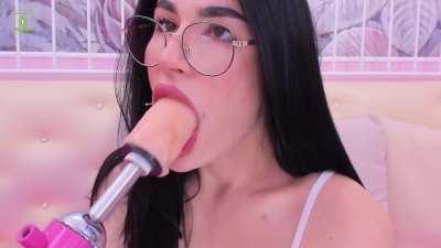 A throat as smooth as silk