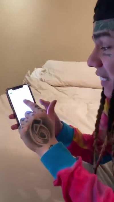 6ix9ine takes to IGTV to call out Billboard for “illegal” activity on the Hot 100 after “Stuck with U” reportedly added 60K units, placing it at #1 on the forecast for next week’s chart.