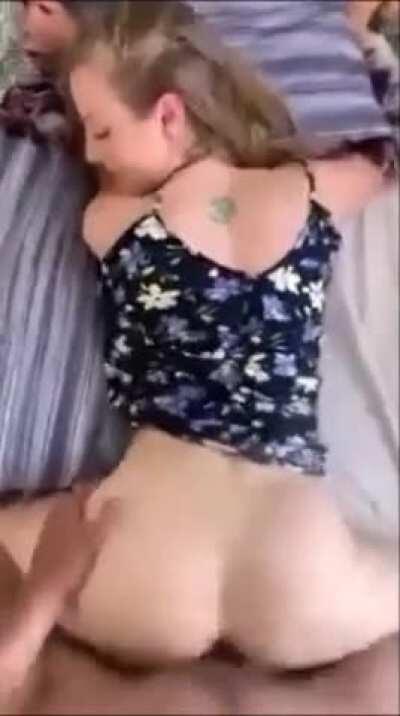 Screaming white girlfriend