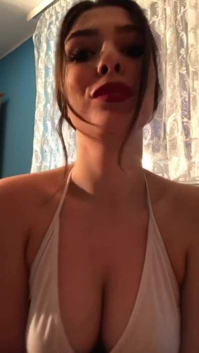 I am a new student in US i am 19 years old, the top 10 who add me have the biggest benefits for sex 😈 Do you want me to be your first Italian? 🇮🇹🇺🇸