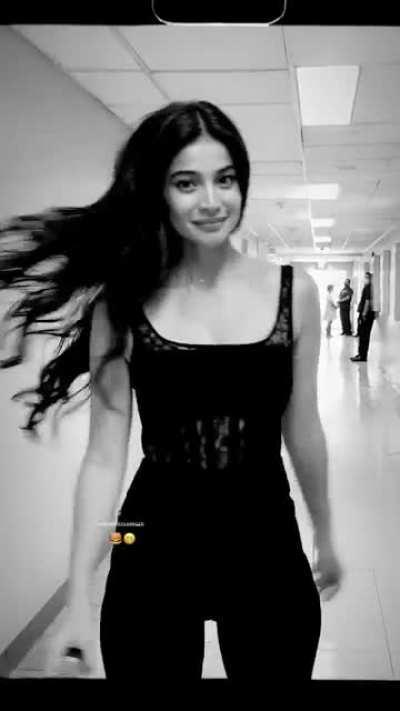 Anne Curtis