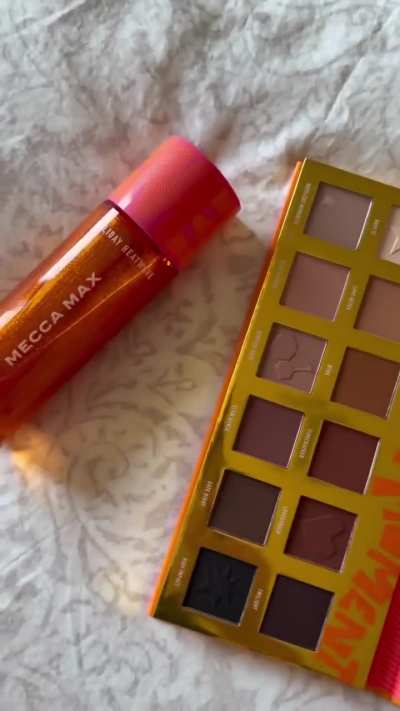 Gifting season at Mecca