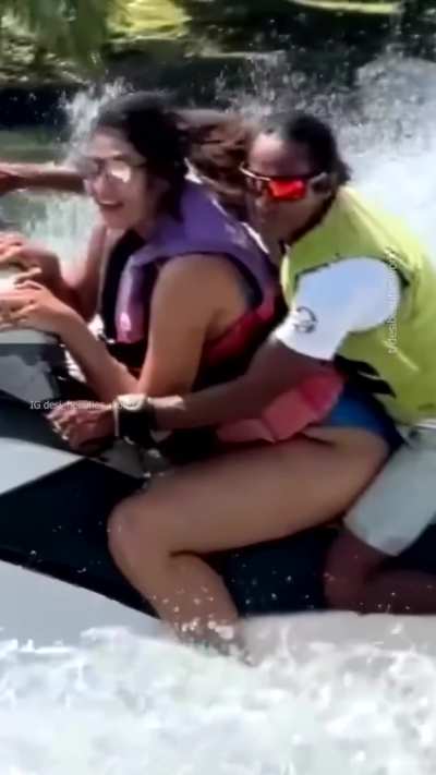 Bosslady Shruti Iyer raw pits and big booty show during water sports