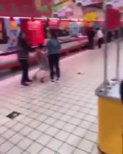 普普通通生吃个蛤