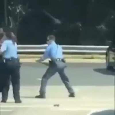 The 7/0 top lane bruiser coming to their first teamfight