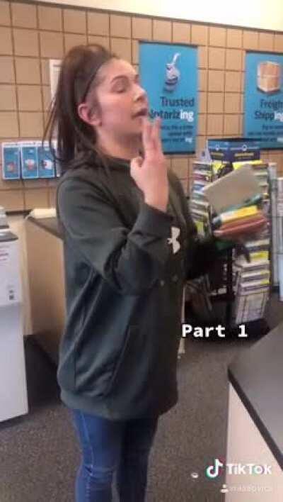 Antimask Karen iS nOt a cOnFoRmEr!