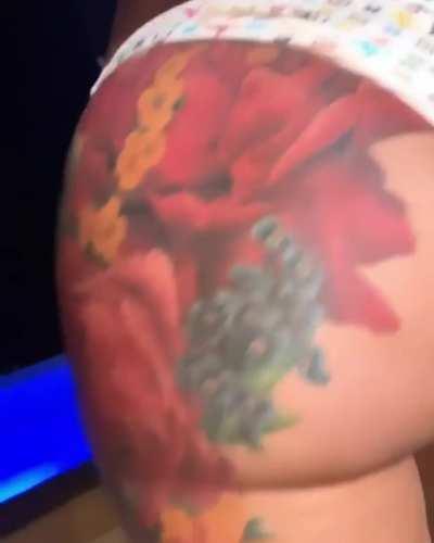 Wish To Be Close To Her like Like that