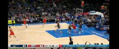 [Highlight] Giddey with a casual lob to Williams