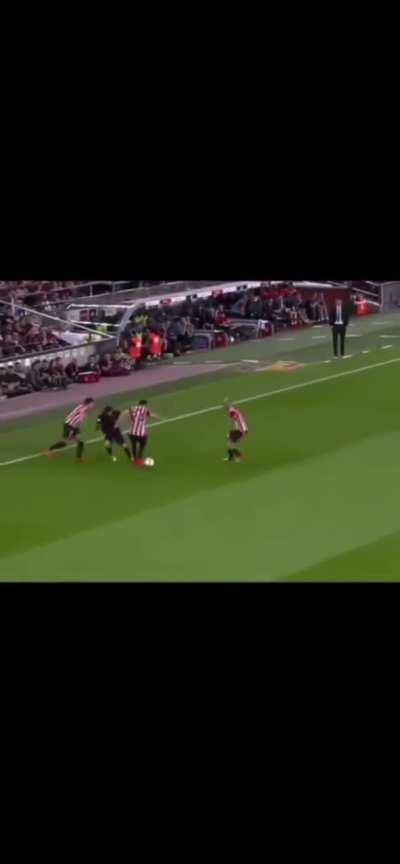 Lionel Messi's impossible goal explained. 