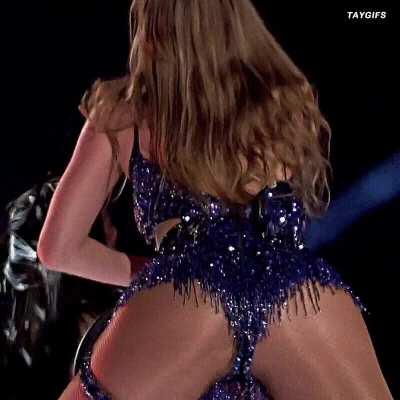 Taylor Swift has to move amazing that ass on beth