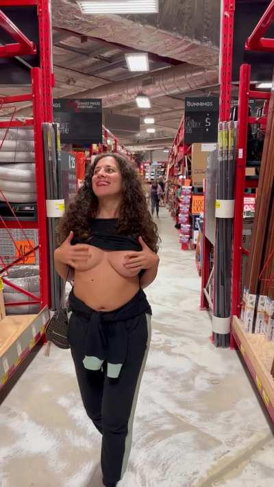 Showing off in the hardware store [GIF]