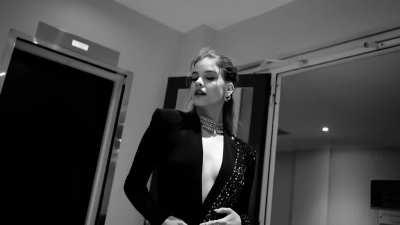 She is so seductive!