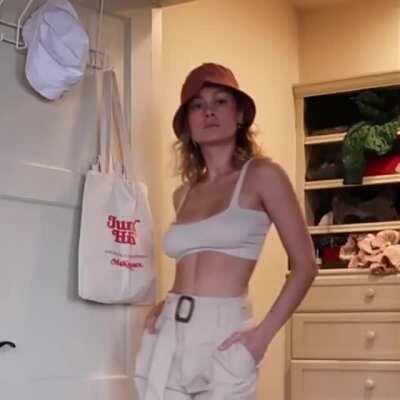 Brie Larson braless jiggle in new Youtube video