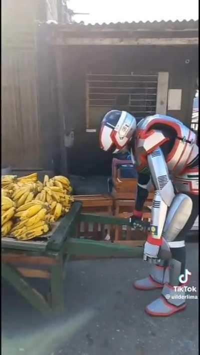 *não tá fácil pra ninguém*