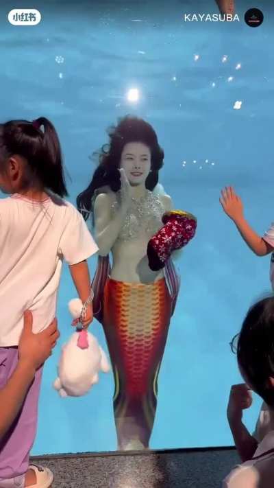 Oh Look! A Mermaid! And Ultraman