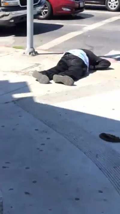 Bro really folded like that