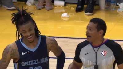 [Highlight] Morant spins past Wiggins and lays it in to put the Grizzlies up 3 with under a minute remaining