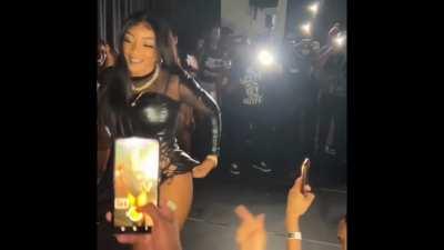 Daniiboo live in Canada 🔥