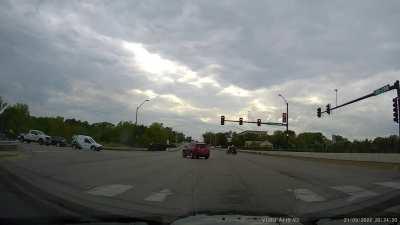 Idiot in a truck gets upset I don't turn left on a red light.