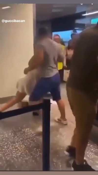 Man fights airport security!