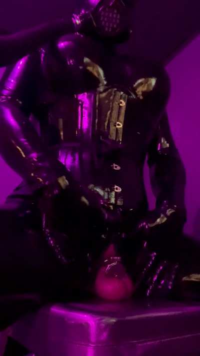 Feeling myself in this outfit