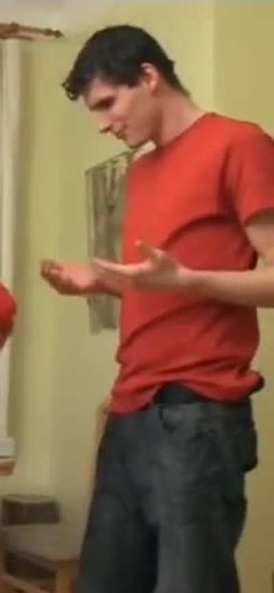 found this in a random spanish porn, jus slime me