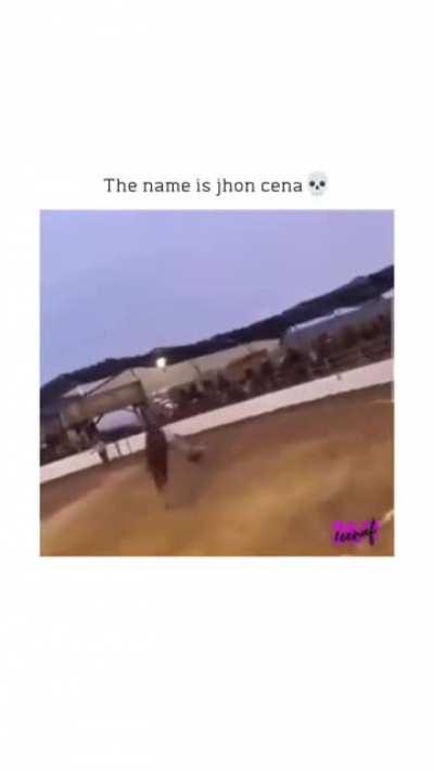 Dude that was horse cena