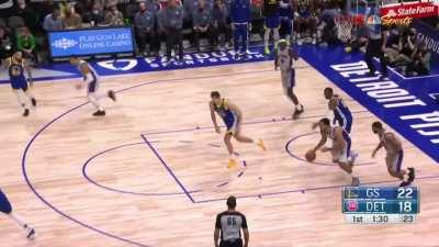 [Highlight] Warriors and Pistons trading awful offensive possessions.