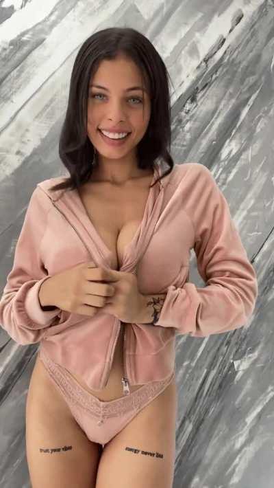 No tricks today just these treats 😘