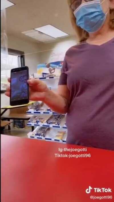 Karen cuts a hole in her mask and then asks for the manager when she finds out she was posted on TikTok