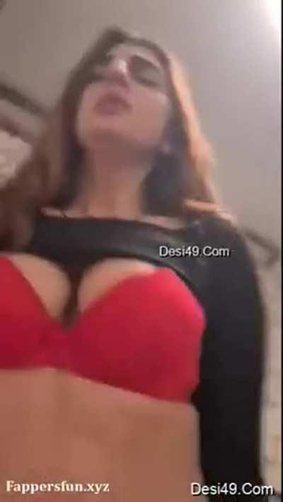 South Delhi girl fucking hard with her boyfriend 🥵 LINK IN COMENTS