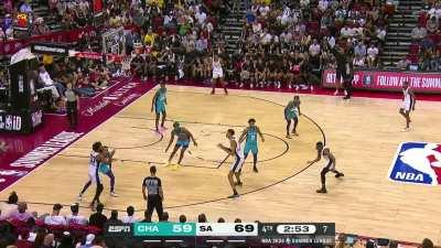 [Highlight] Wembanyama nails the three plus the foul to make his first jumpshot of the game