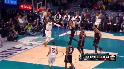 Paul George’s jersey number changes from #13 to #14 after dunk