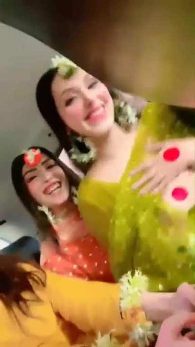 Mango mera baaki apna apna dekh lo 