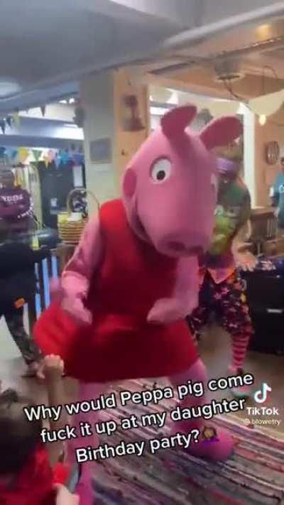 [96/96] Pork in Black [Peppa Pig vs. AC/DC]