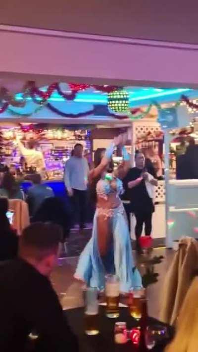 WCGW when you are easily distracted