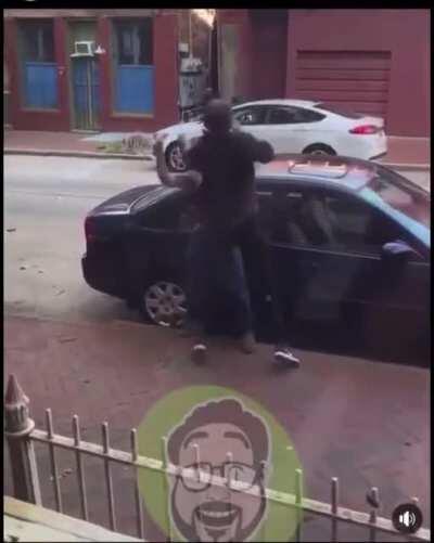 This how imma do Bruce if he say my grandma can’t walk one more time😡