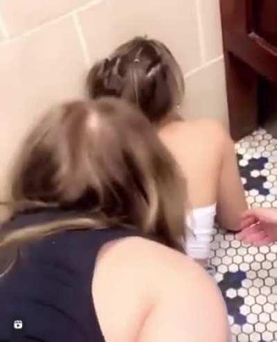 HMC while I miss the toilet