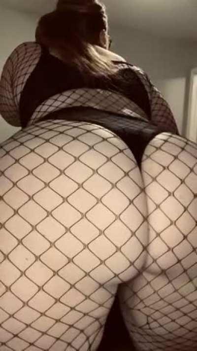 Bout to bust right through this fishnet
