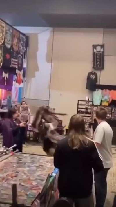 Anya vs Jack Sparrow