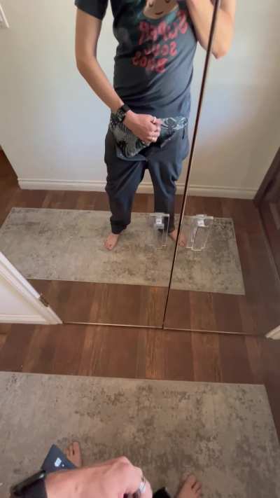 [M4F] Los Angeles/ SF Valley looking for a collaborator because where’s the fun in being a solo male. nerdy, sane, clean, married. Face fucking is my favorite!