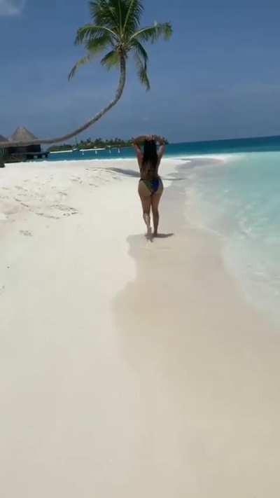 fat ass walking away