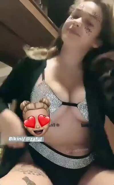 Shiny outfit ▪︎ Katysancheskii ▪︎