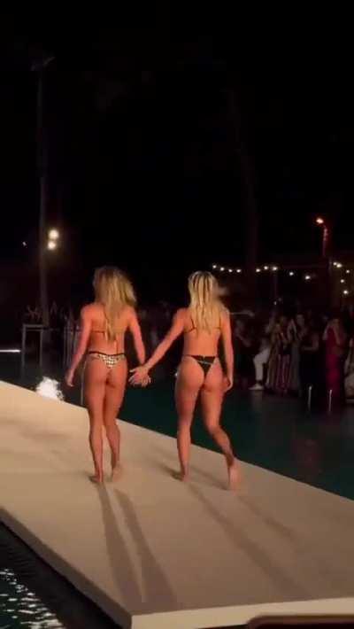 Haley & Hanna Cavinder